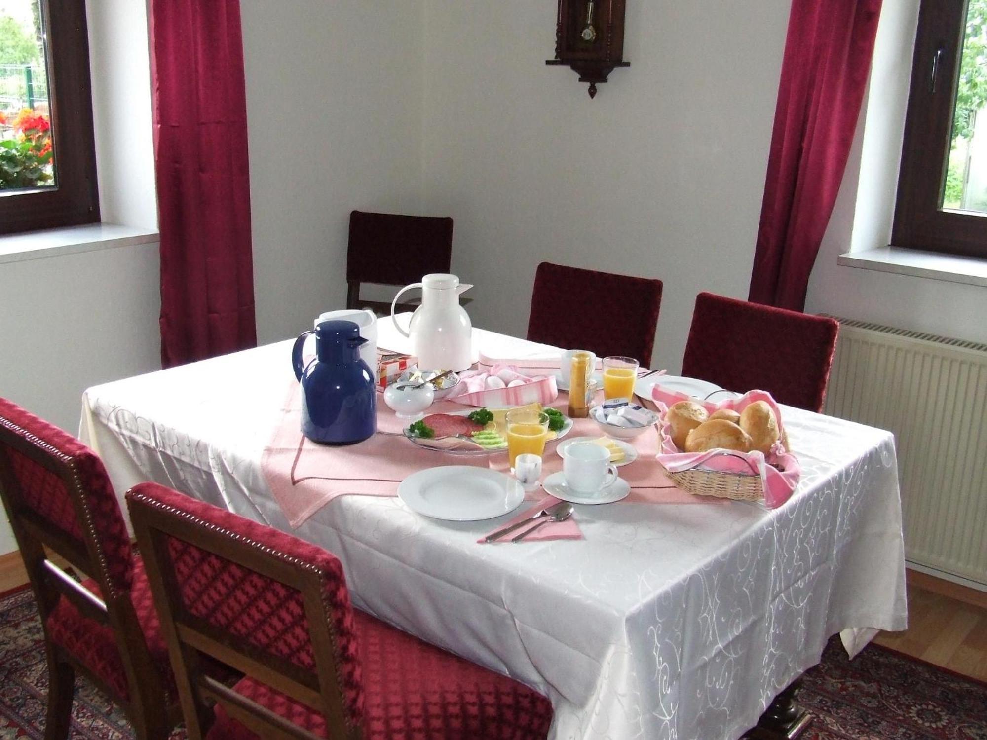 Gaestehaus Juetten Hellenthal Quarto foto